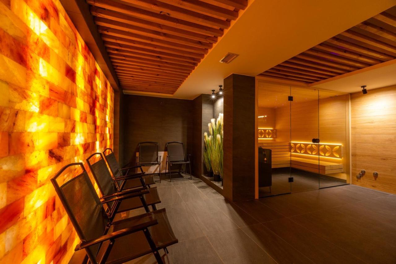 Helan Family & Spa