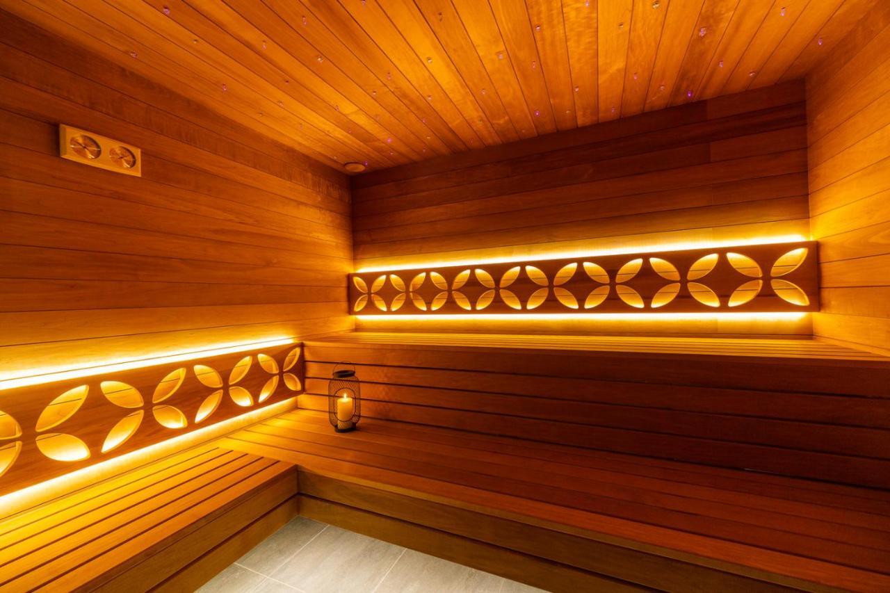 Helan Family & Spa Hotel 3*